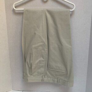 Farah Mens size 36-29 Chino Pants Trousers